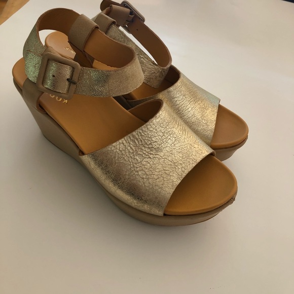 Kork- Ease size 8 metallic wedge sandals - Picture 7 of 15